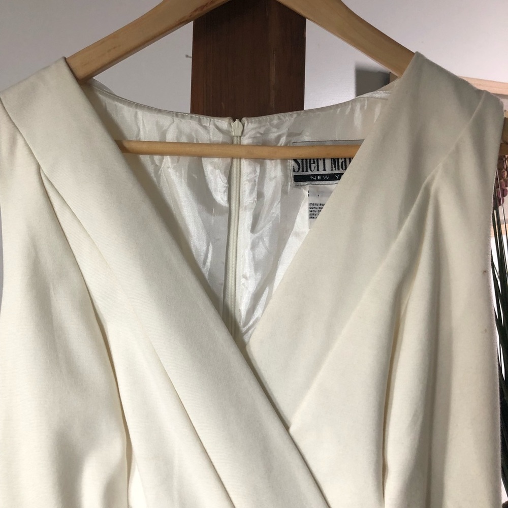 Dress - Picture 3 of 4